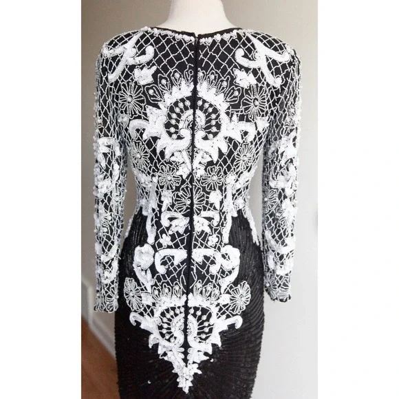 Vintage Sweelo Sequin & Pearl Embellished Gown, Women's size 4-6 - Picture 2 of 6